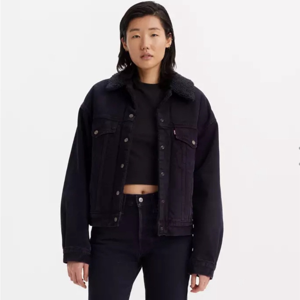 Levi’s sherpa trucker jacket
